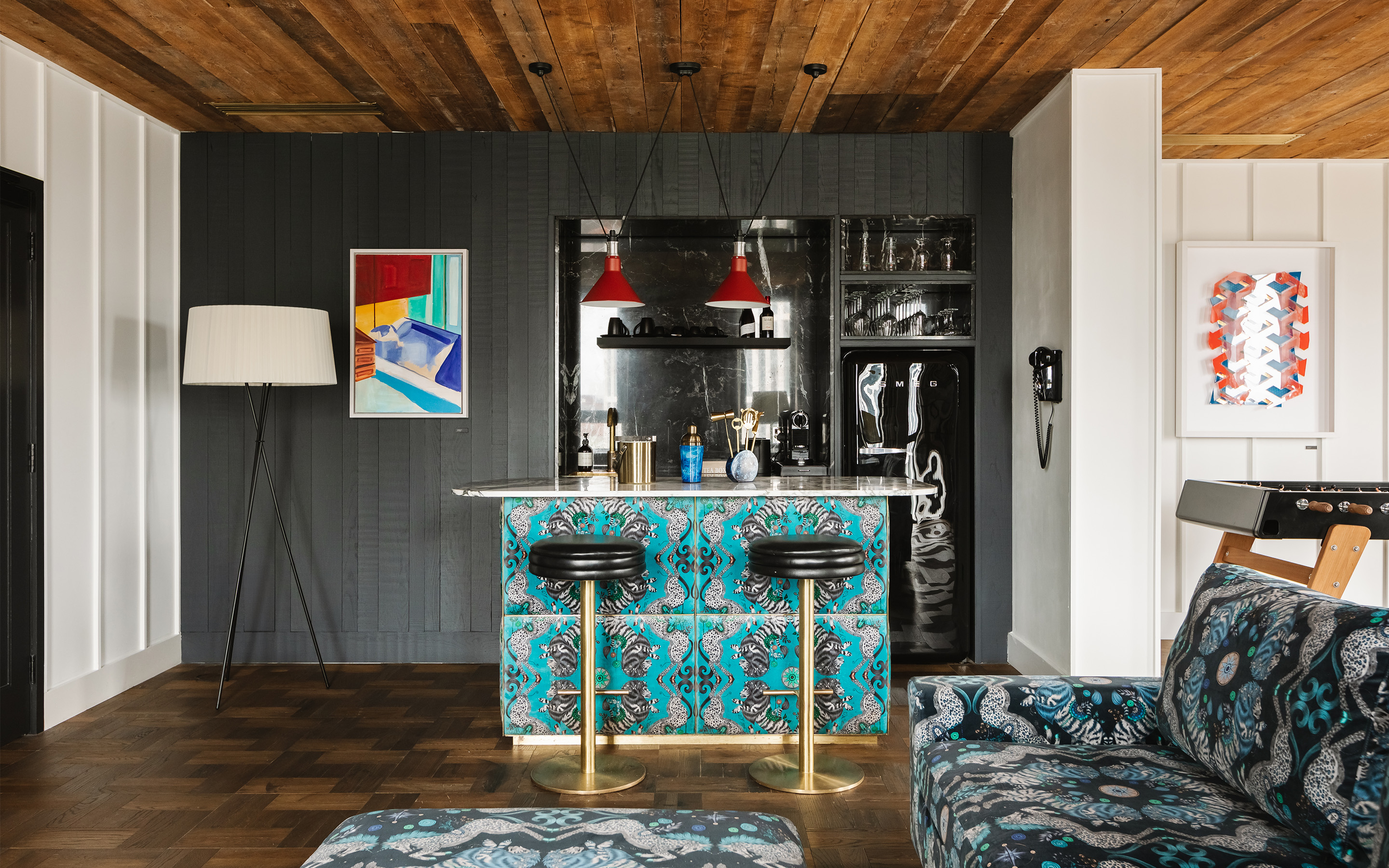 The Penhouse Suite at the Dean Cork featuring in room Bar